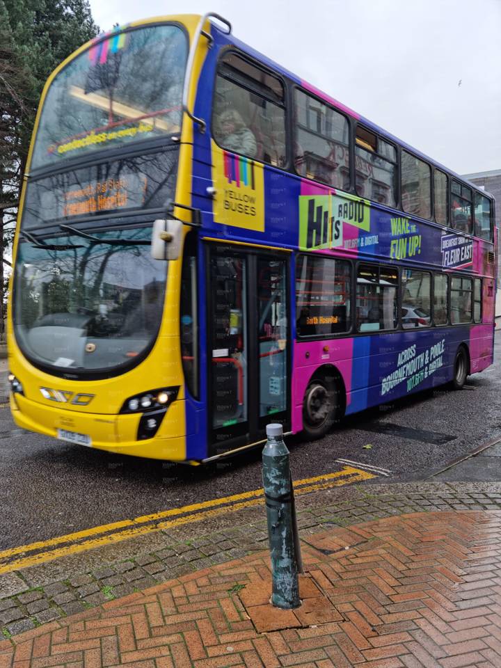 Image of Yellow Buses vehicle 5033. Taken by Victoria T at 13.29.26 on 2022.02.22